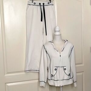 Vintage Cotton women's medium/large 2 piece athletic track suit white/navy trim